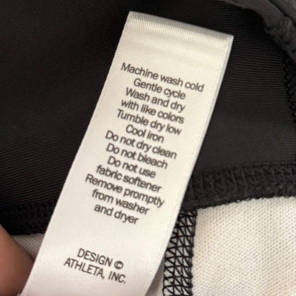 Athleta Printed Stealth TruCool Capri, Size XXS - Picture 12 of 12